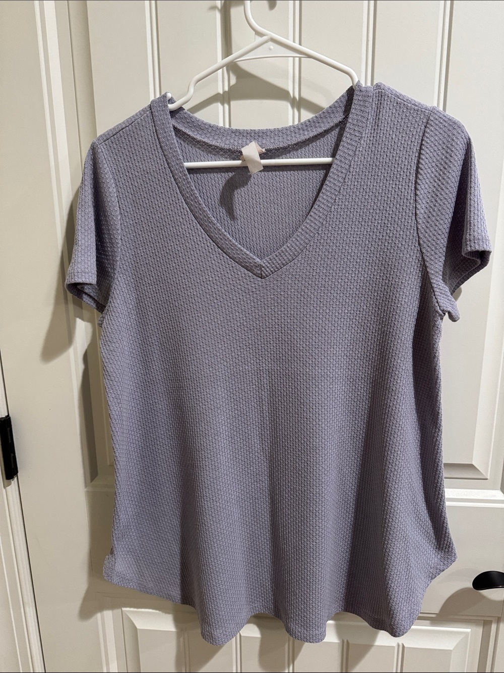 Honeyme Women’s Lavender V-Neck Waffle Knit Top